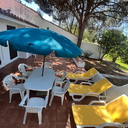 Pool Side Zara Albufeira